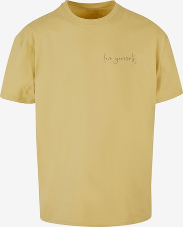 Merchcode Shirt 'Love Yourself' in Geel: voorkant