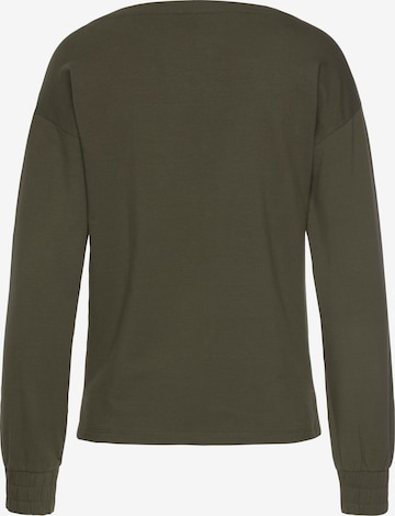 BENCH Sweatshirt in Grün