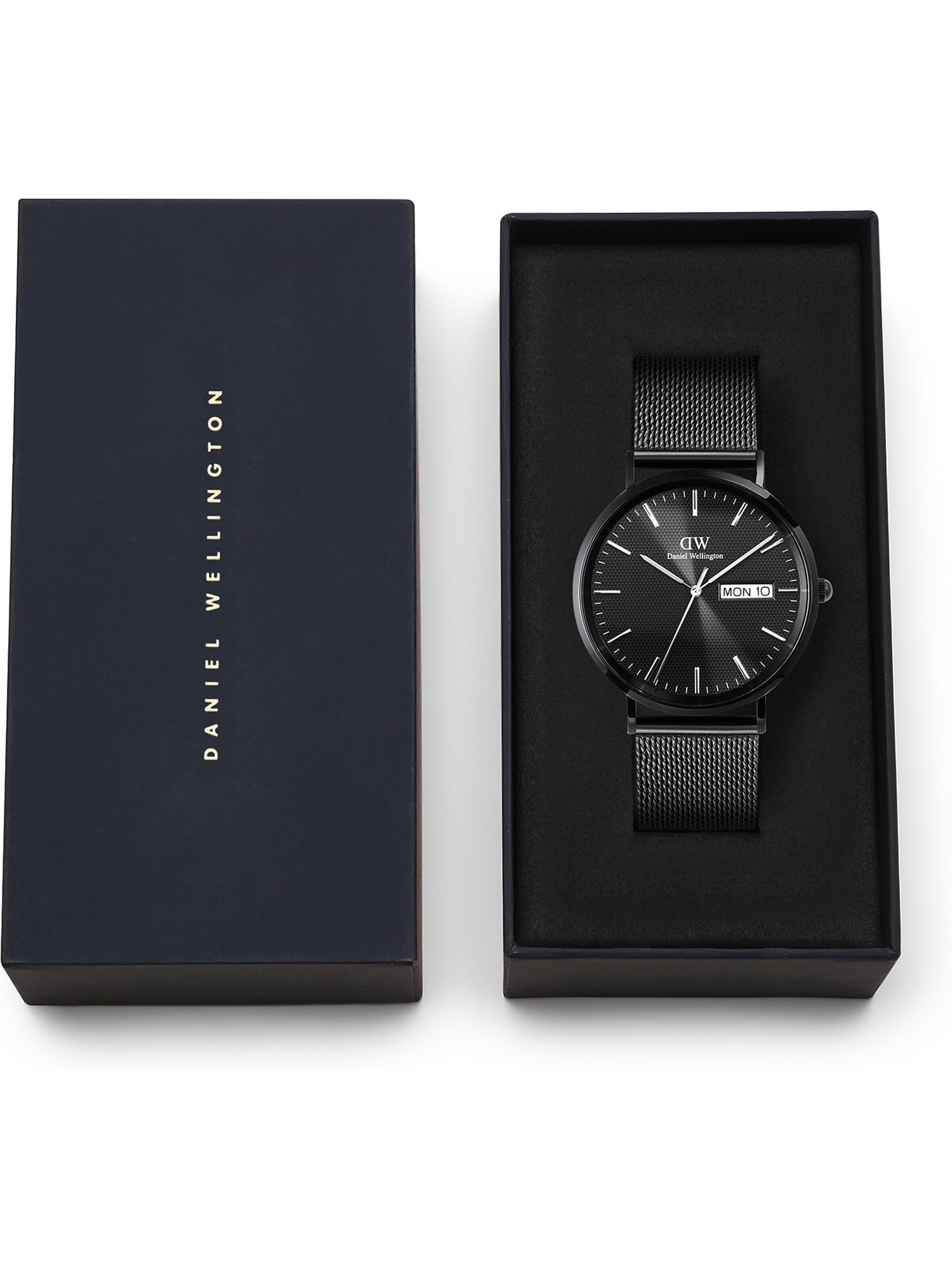 Daniel Wellington Analog watch in Black