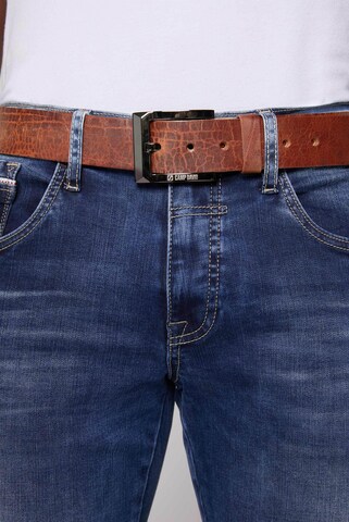 CAMP DAVID Gürtel aus Leder mit Logo auf der Metallschließe in Braun