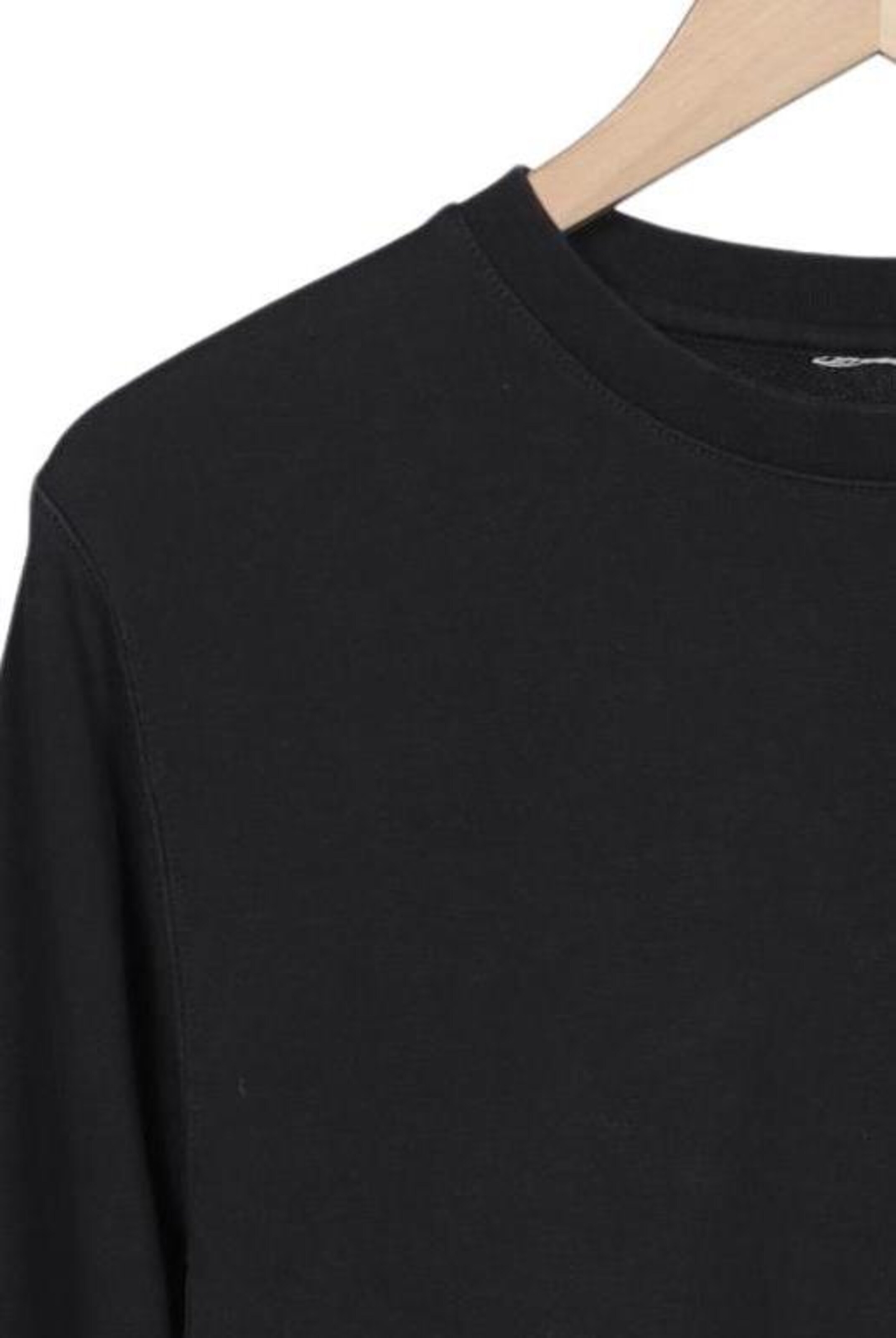NIKE Sweater S in Schwarz