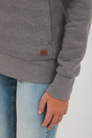 Oxmo Sweatshirt 'VERNITA' in Grau