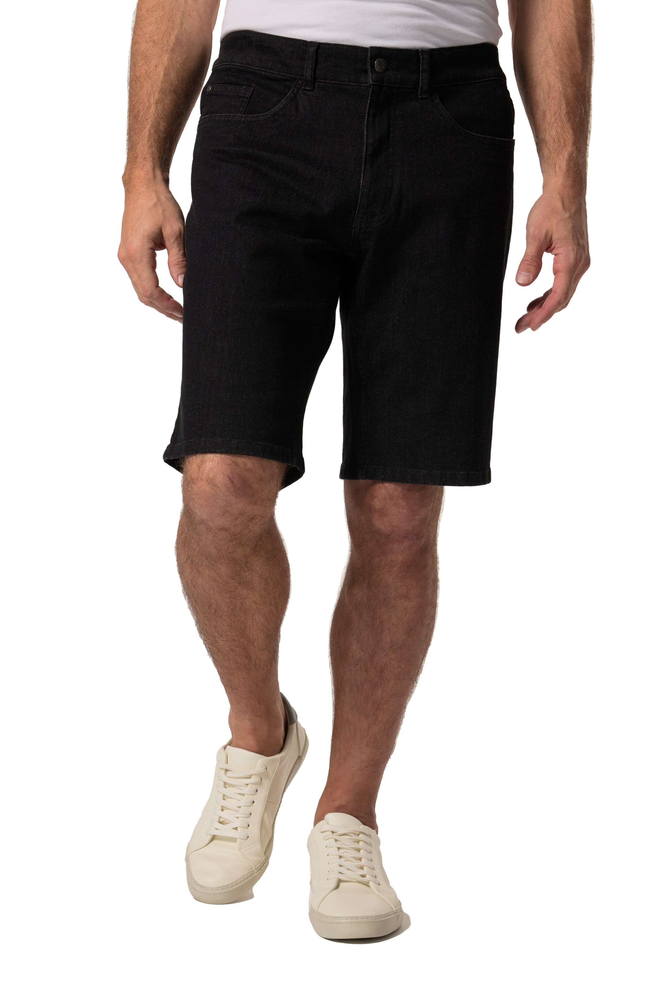 Boston Park Regular Jeans in Black: front