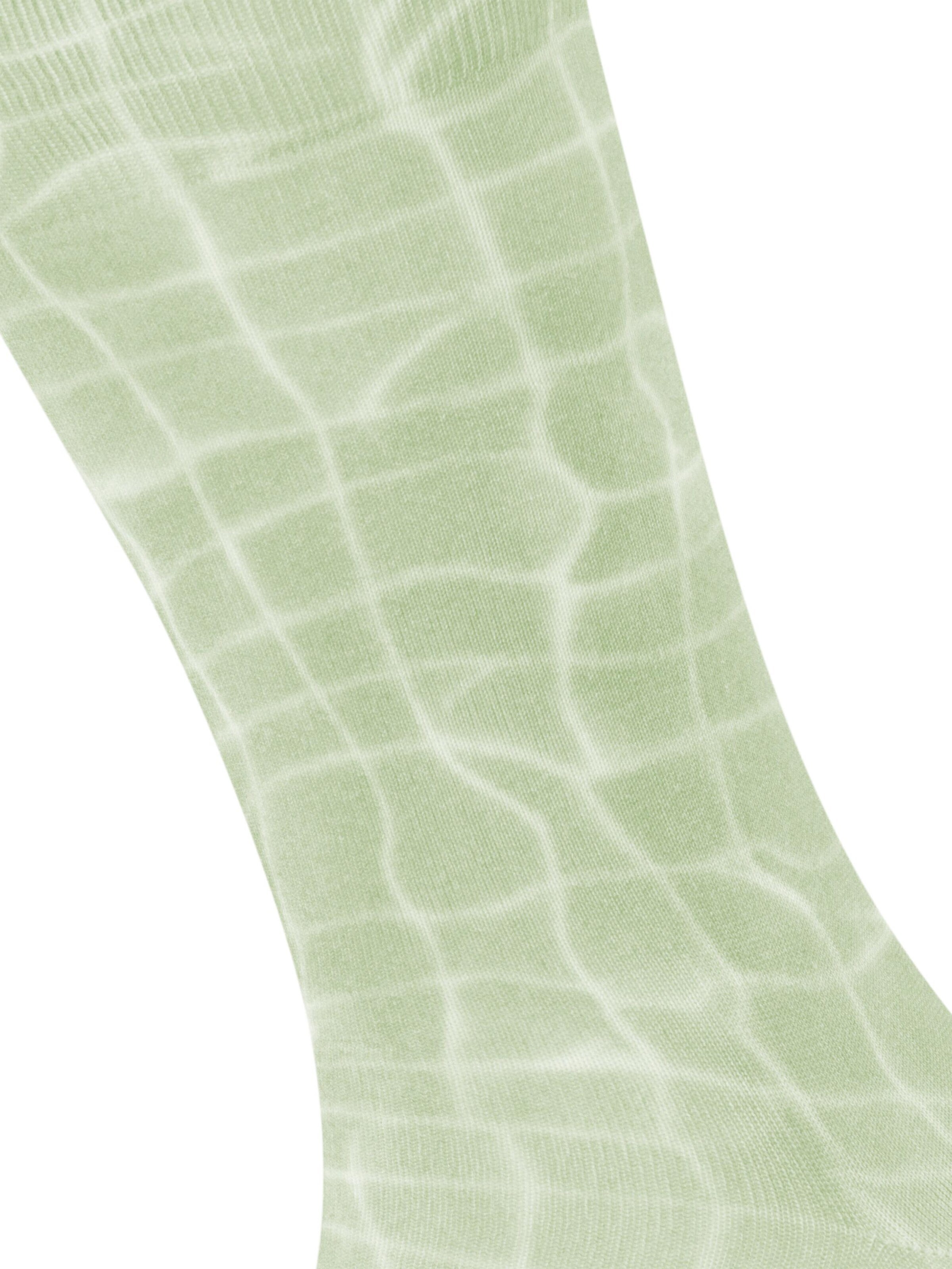 BURLINGTON Socks 'Poolside' in Green: front