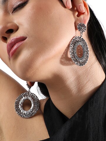 SOHI - Pendientes 'Chitro' en plata: frente