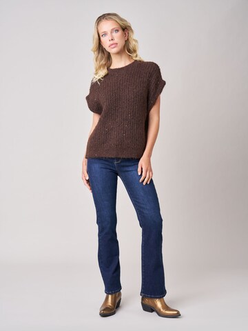 Deeluxe Pullover‌‌ in Braun