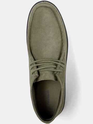 Chaussure à lacets Pull&Bear en vert