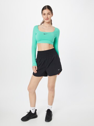 NIKE regular Sportsbukser 'ONE' i sort