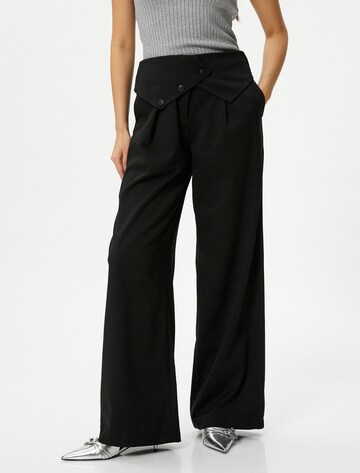 Koton Wide leg Pleat-front trousers in Black: front