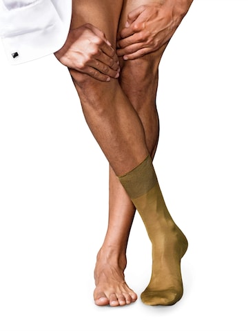 FALKE Socken 'No. 9 Pure Fil d´Écosse' in Grün: Vorderseite