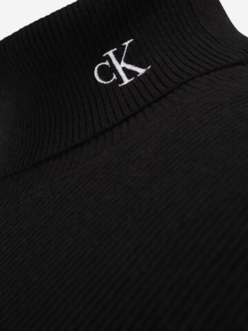 Calvin Klein Jeans Curve Pulover | črna barva