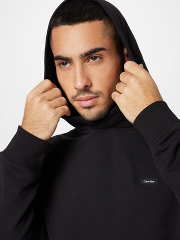 Calvin Klein Sweatshirt in Schwarz