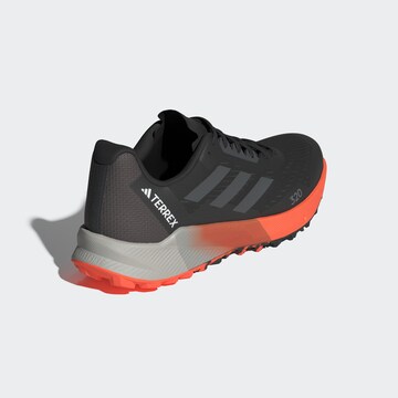 Chaussure de course 'Agravic Flow 2.0' ADIDAS TERREX en noir