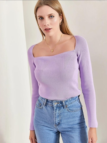Bianco Lucci - Pullover em roxo