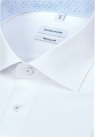 Coupe regular Chemise business SEIDENSTICKER en blanc