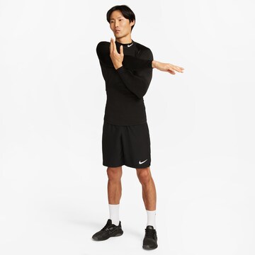 NIKE Λειτουργικό μπλουζάκι 'Pro' σε μαύρο