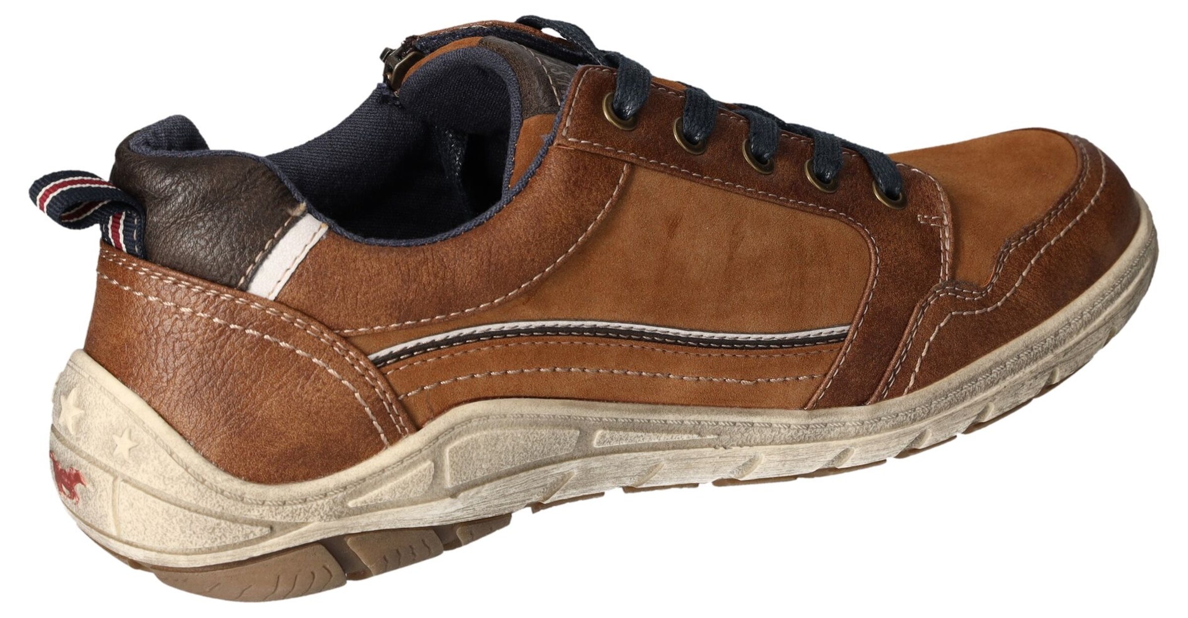 Baskets basses MUSTANG en marron