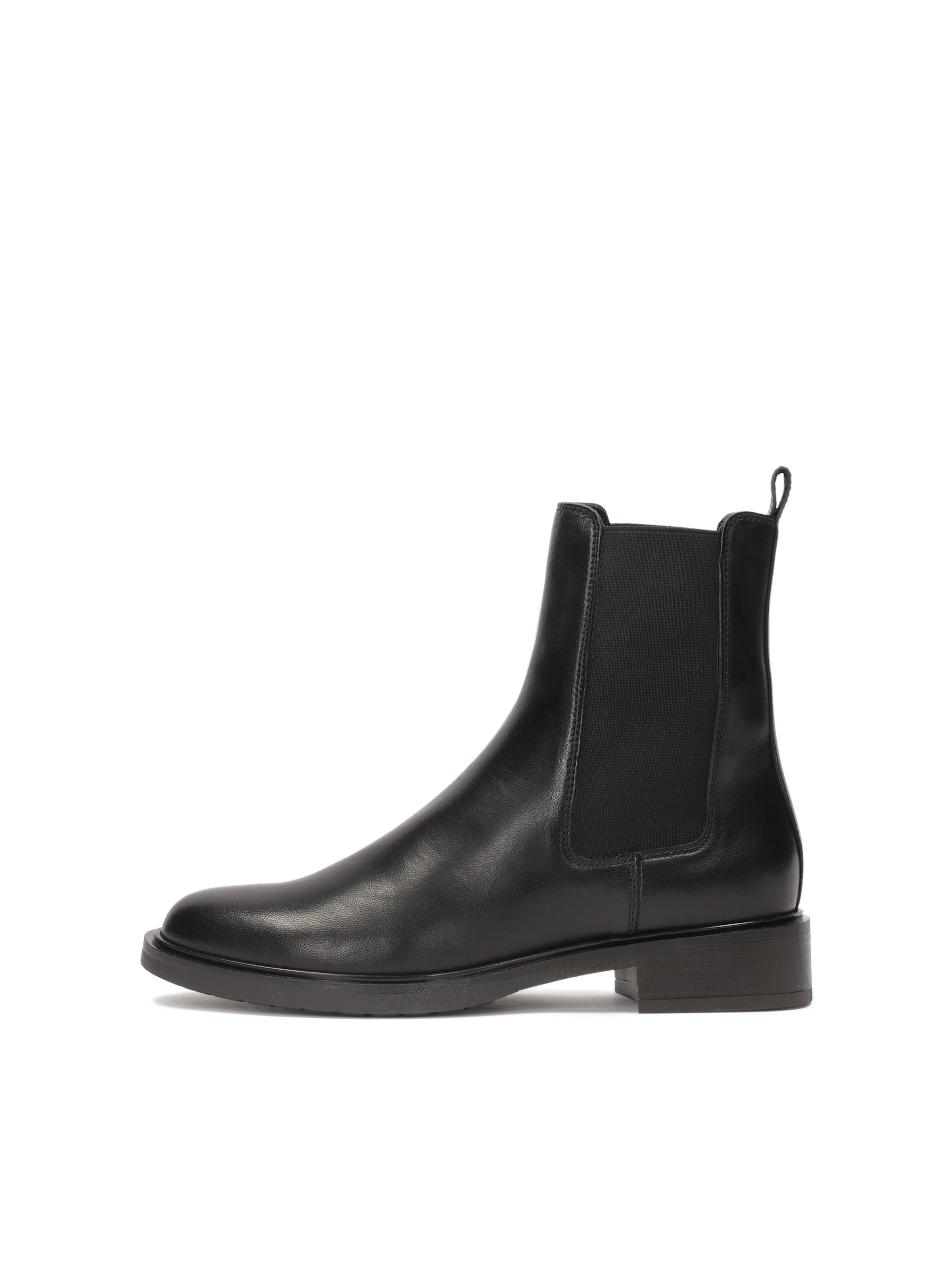 Kazar Chelsea boots in Black: front