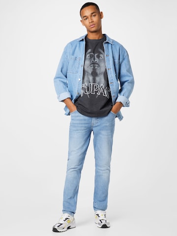 T-Shirt 'Tupac Up' Mister Tee en gris