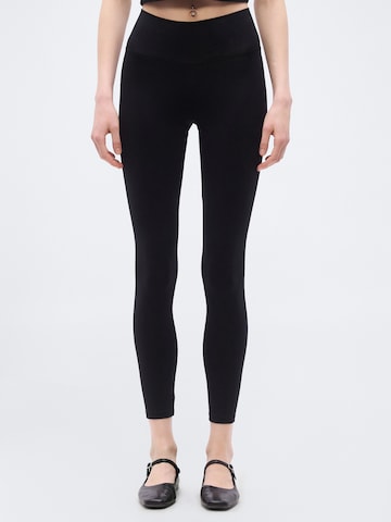 Gina Tricot - Skinny Leggings en negro: frente