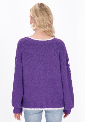 IZIA Sweater in Purple
