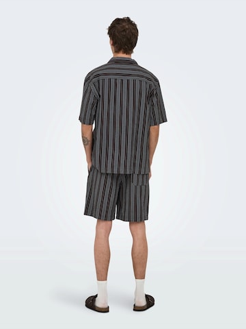 Coupe regular Chemise 'ONSCRUZ' Only & Sons en noir