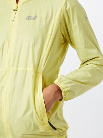 Veste outdoor 'BREATHER' JACK WOLFSKIN en jaune