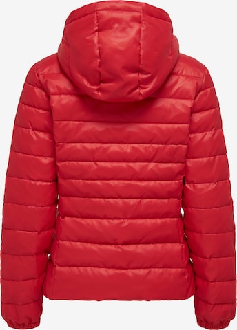 Veste mi-saison 'Tahoe' ONLY en rouge