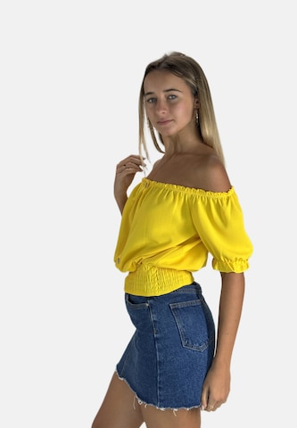 Camicia da donna di Elara in giallo