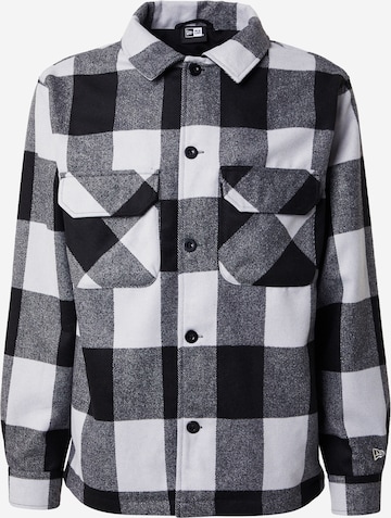 melns NEW ERA Starpsezonu jaka: no priekšpuses