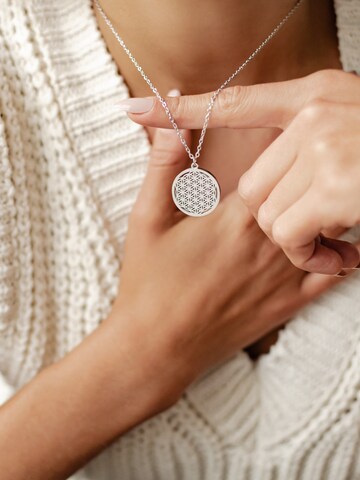 Collana 'Flower of Life' di Hey Happiness in argento