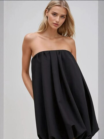 Abito di Hiccup in nero