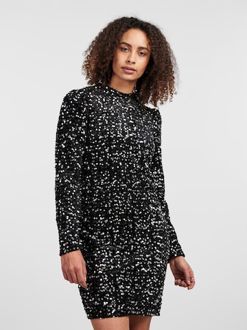 Robe de cocktail 'Kam' PIECES en noir : devant