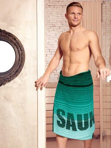 Lashuma Towel 'Oslo' in Green: front