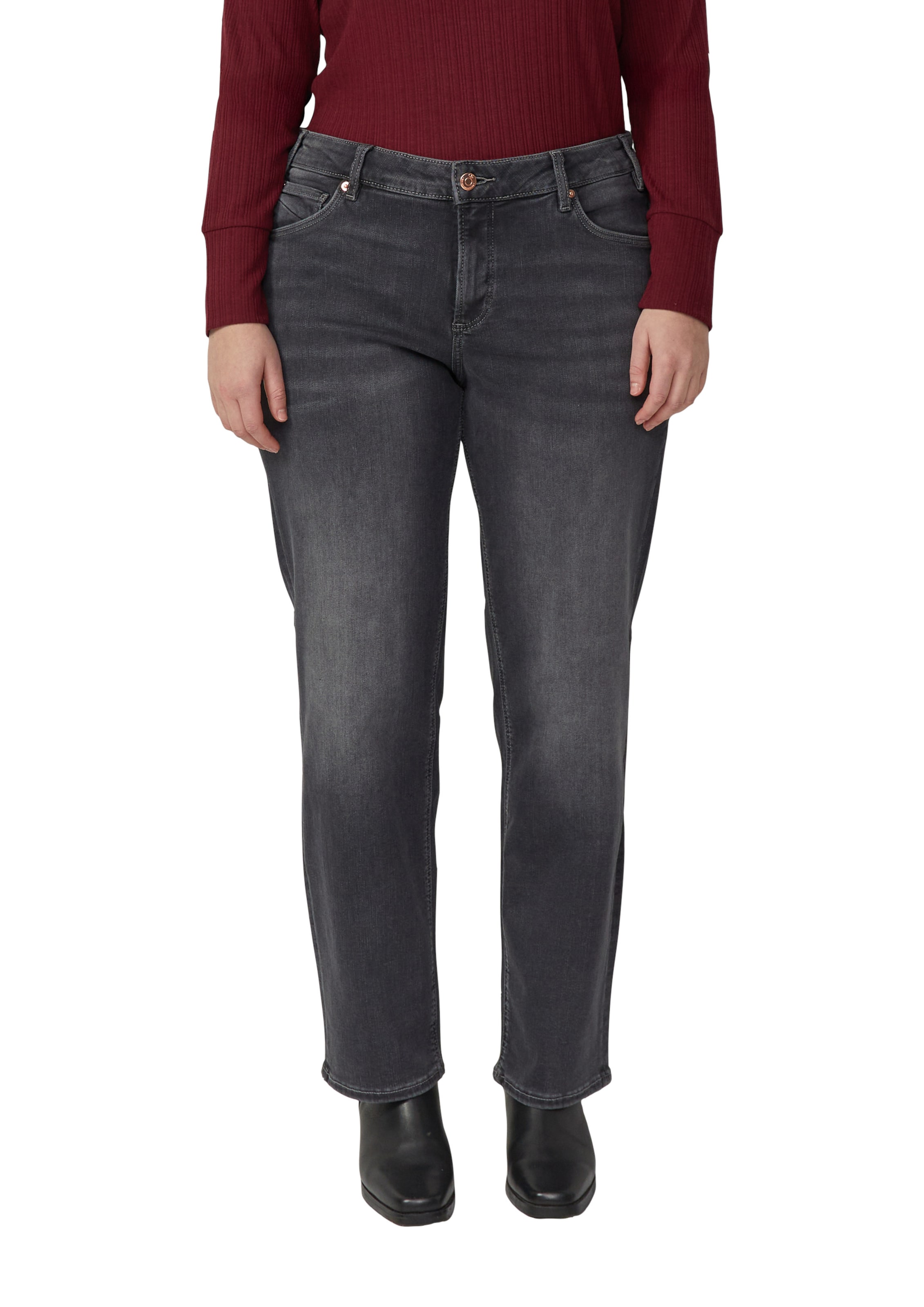 QS Regular Jeans in Grey: front