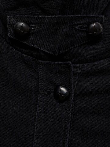 Veste mi-saison 'Eme' MANGO en noir