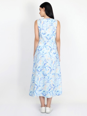 VICCI Germany Maxikleid mit seitlichem Reißverschluss, Model trägt Größe 36 in Blau