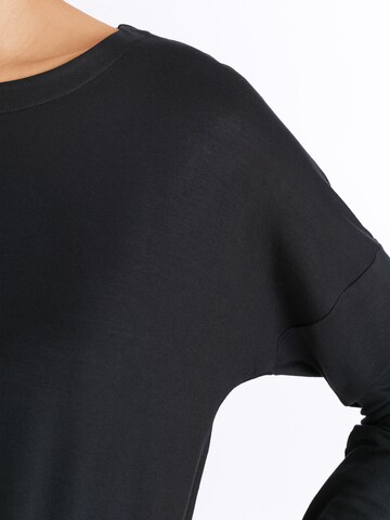 Hanro Sweatshirt 'Balance' in Zwart