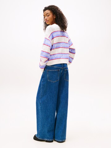 Tommy Jeans Pulover | bela barva