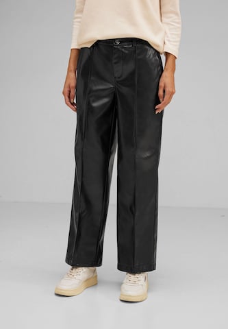 STREET ONE Regular Pleated Pants in Black: front