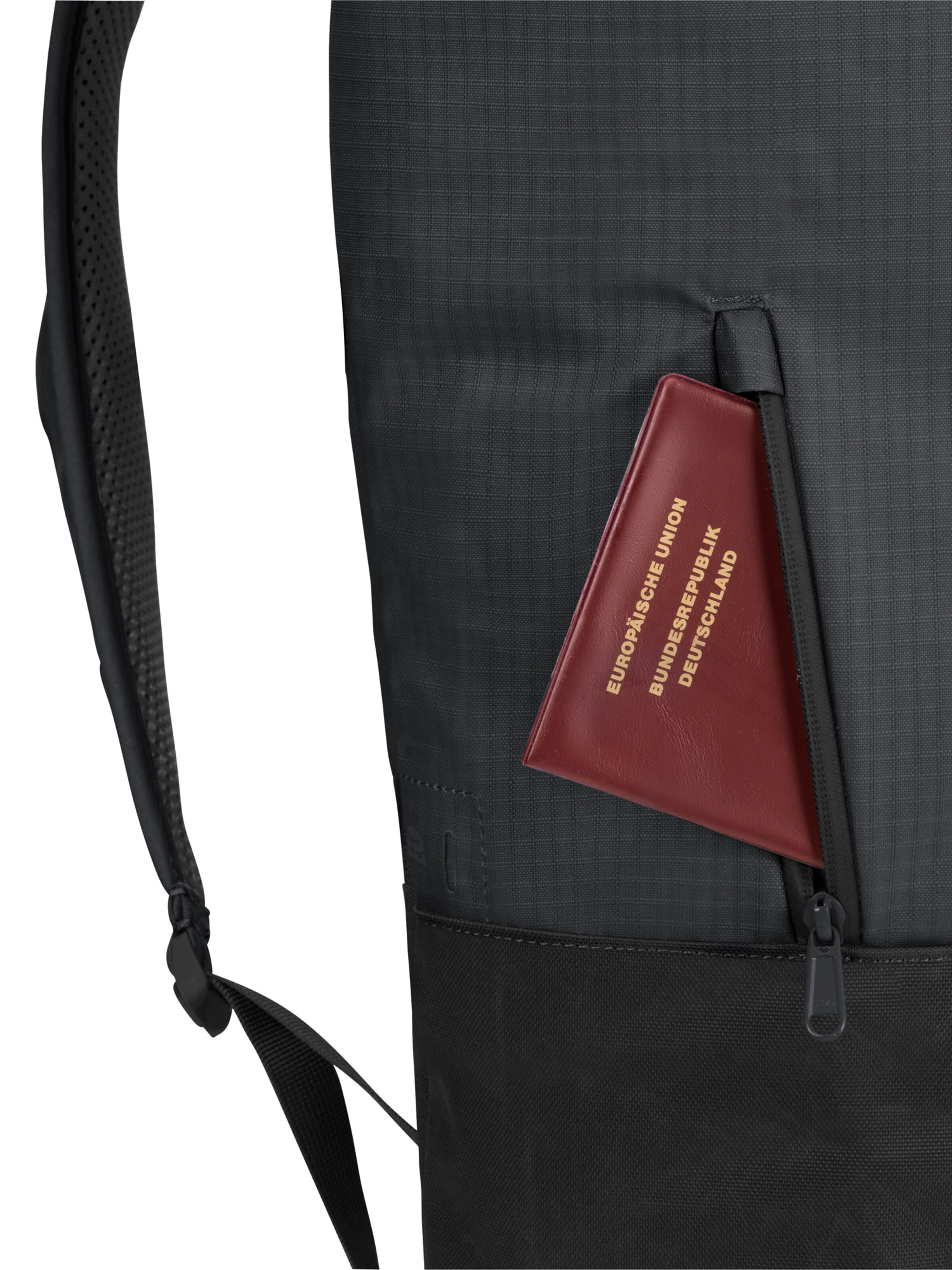 VAUDE Sports Backpack 'City Go 18' in Black