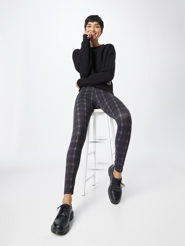 Urban Classics Skinny Leggings in Zwart