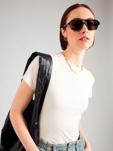 Tricou de la WEEKDAY pe alb