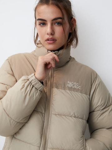 Pull&Bear Winter Jacket in Brown