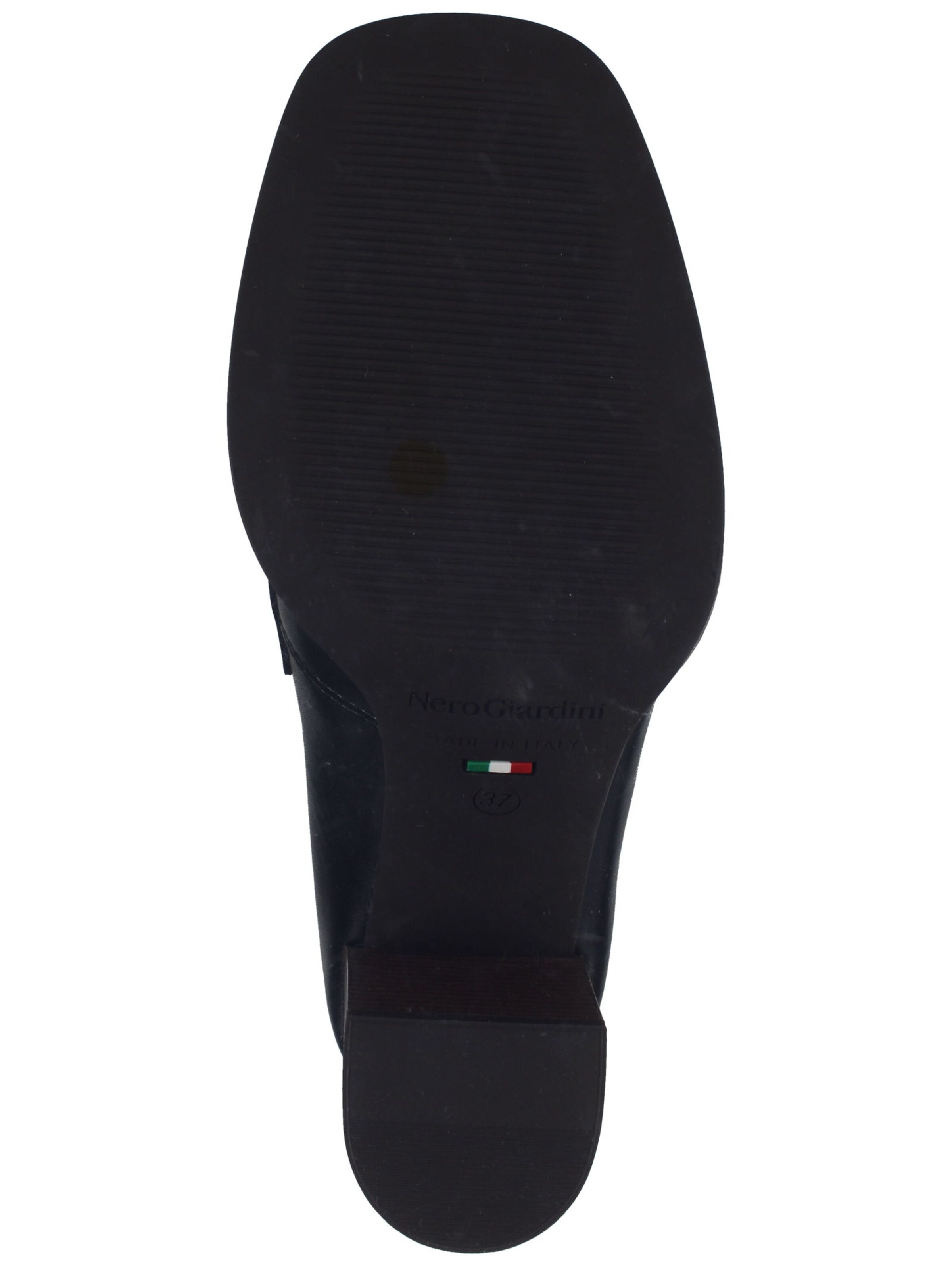 Décolleté di Nero Giardini in nero