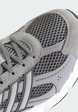 ADIDAS SPORTSWEAR Sneaker 'Technochaos 2000' in Grau