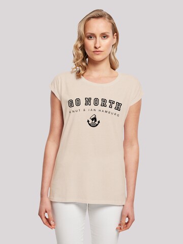 T-shirt 'Go North Knut & Jan Hamburg' F4NT4STIC en beige : devant