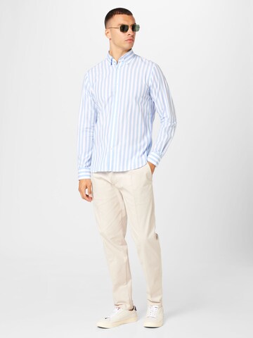 Coupe regular Chemise Tommy Hilfiger Tailored en bleu