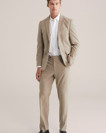 WE Fashion Slimfit Suorat housut värissä beige