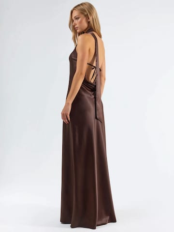 Robe de soirée Hiccup en marron